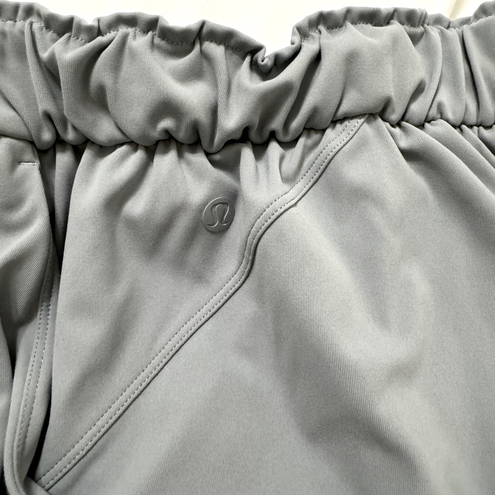 Lululemon stretch pants size 2 super comfortable